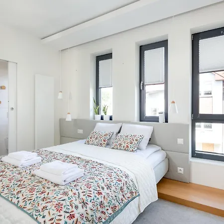 Citystay Przestronny Dla 7 Osob Apartment *